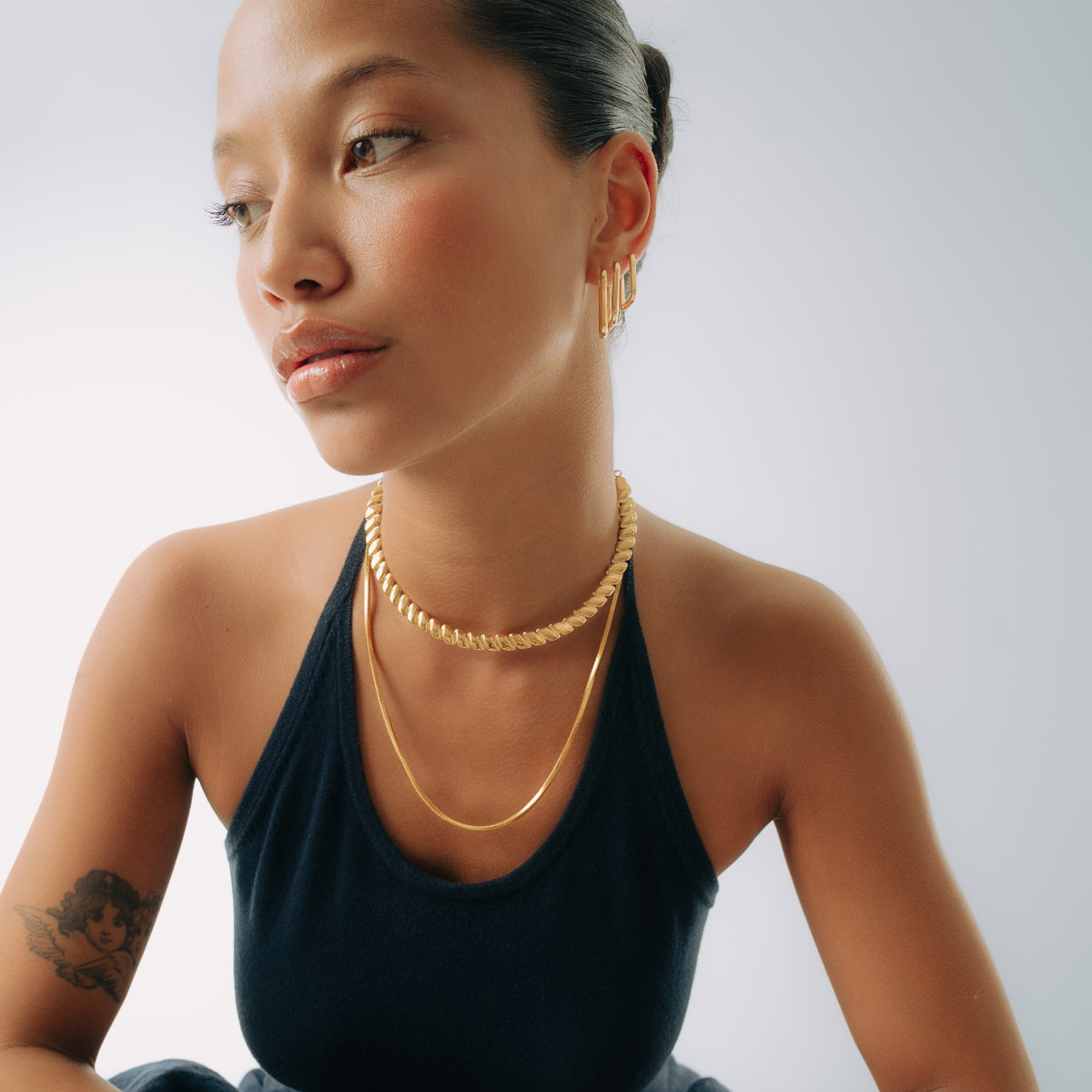 Ari Necklace