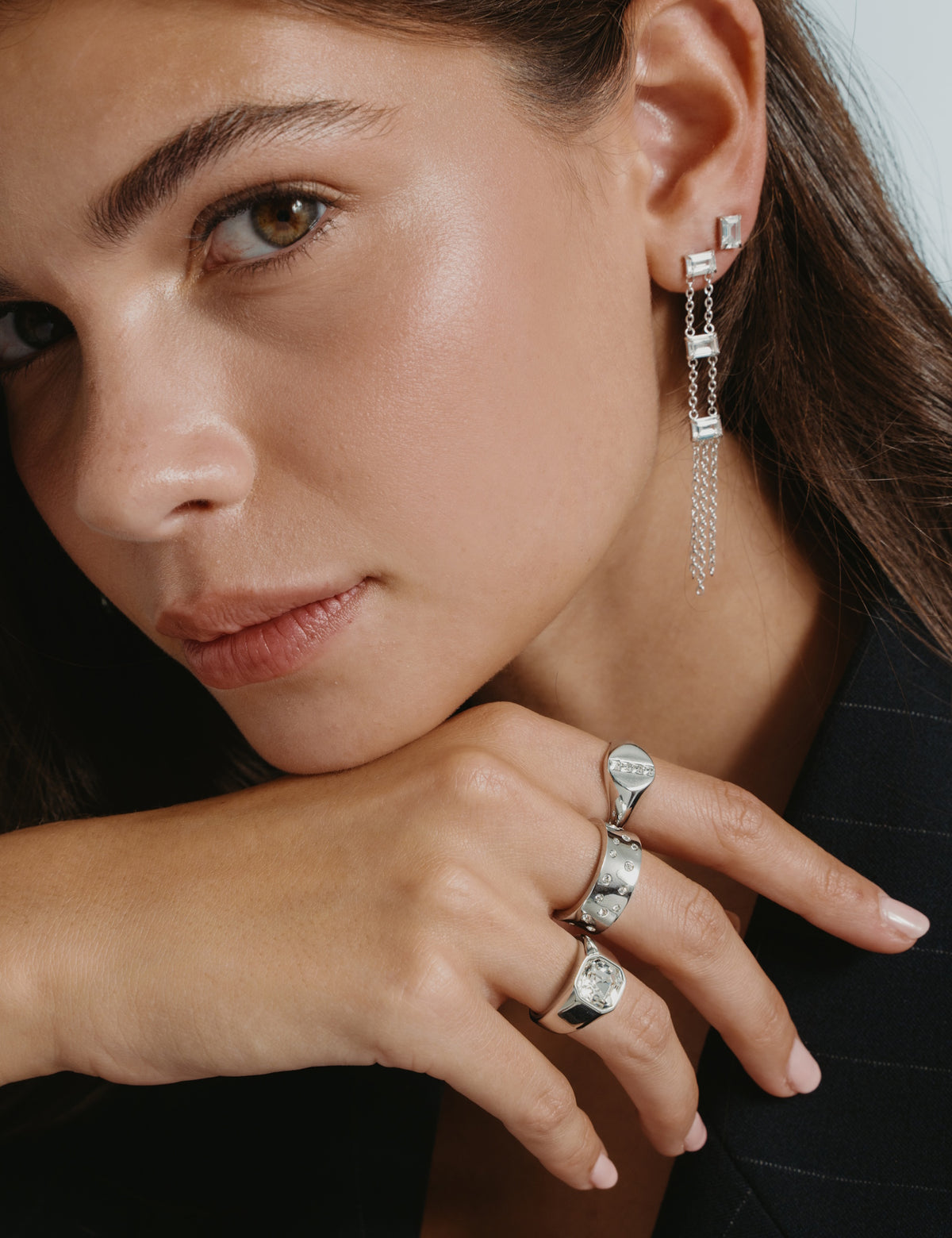 Anillo de cristal con sello cuadrado